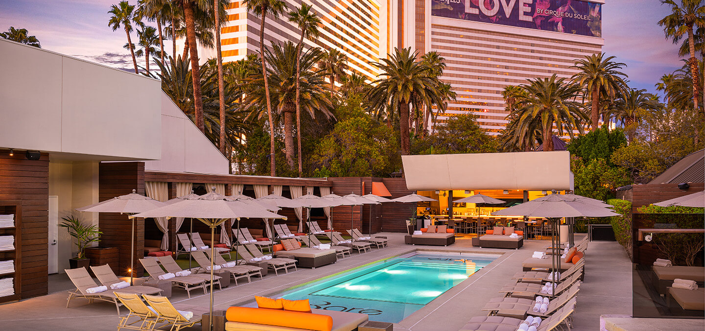 Pools in Las Vegas - The Mirage Pool - The Mirage